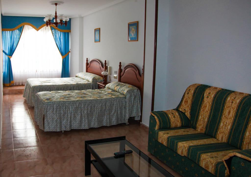 Los Dos Alemanes Melide Room photo